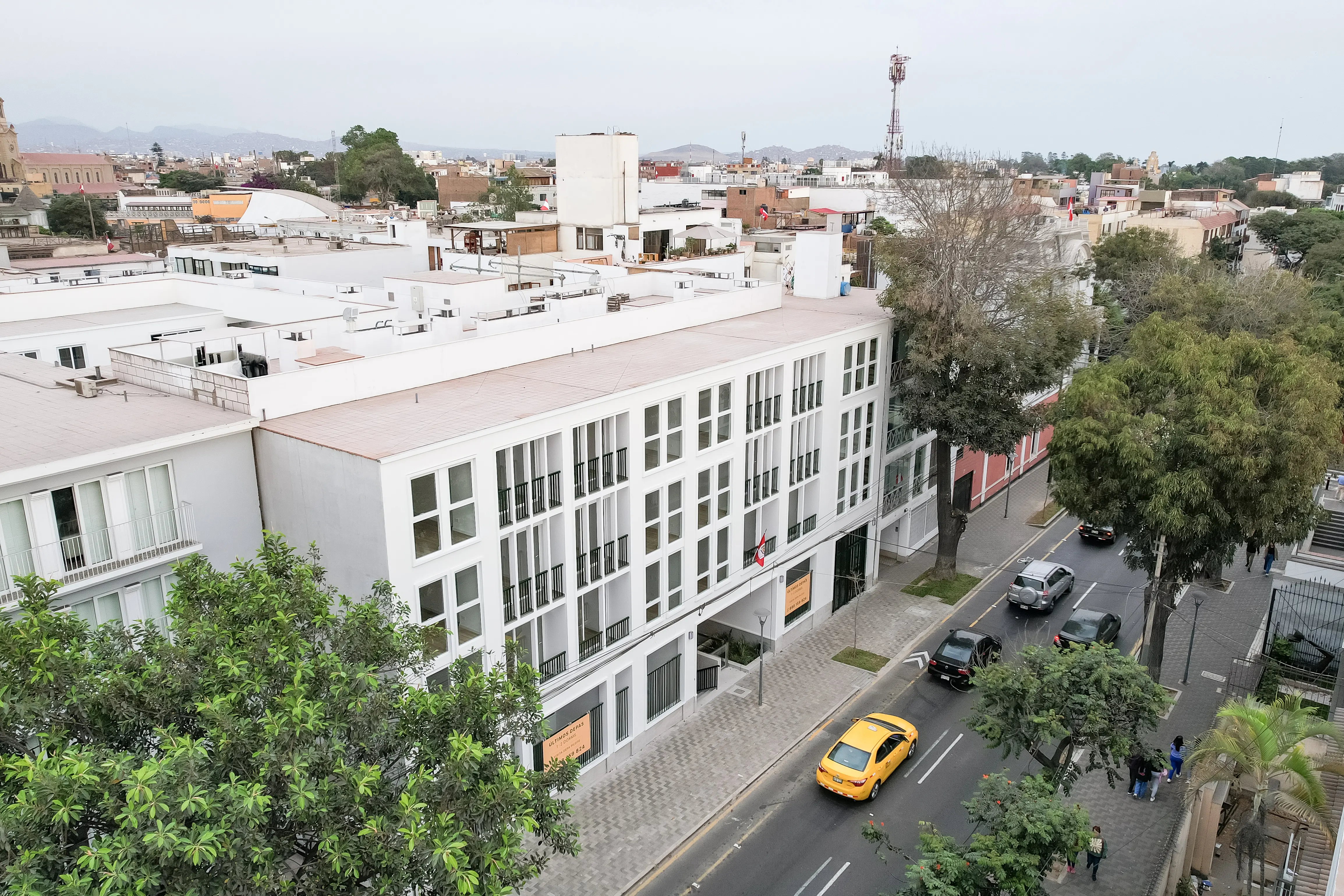 SAN MARTÍN 230